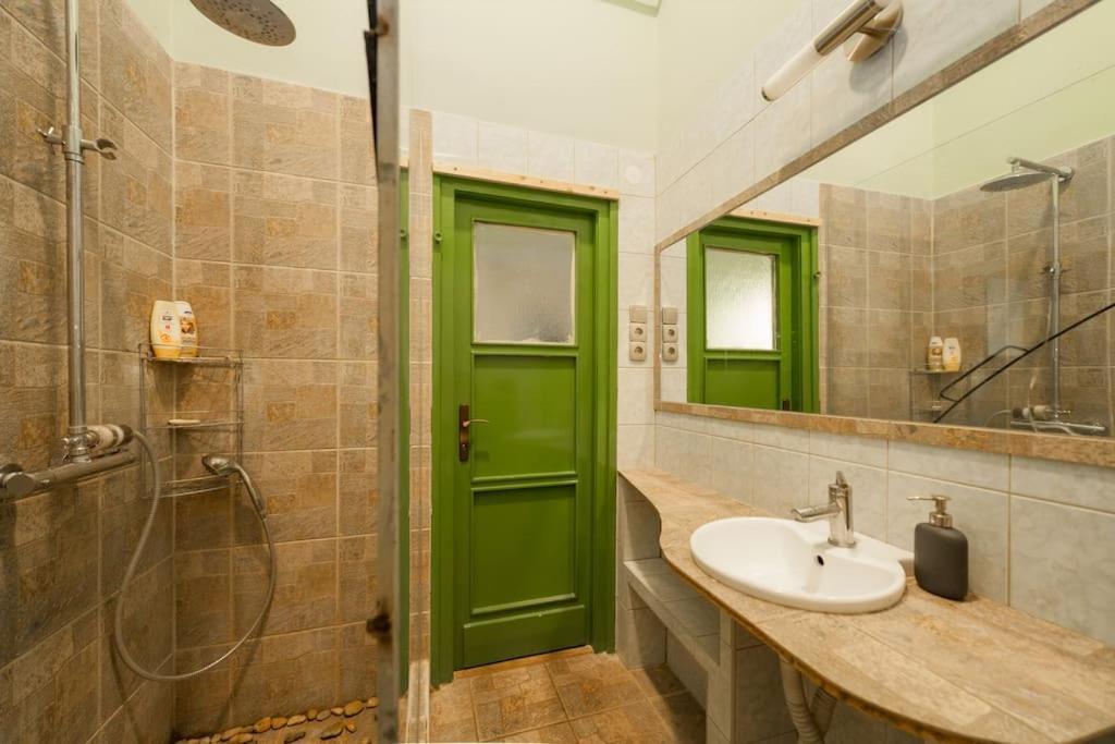 Main Street Apartment / Heart Of Bp บูดาเปสต์ ภายนอก รูปภาพ